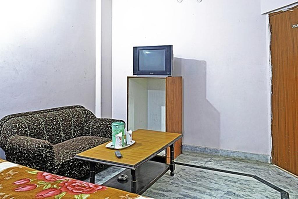 Hotel Viren Residency Agra Εξωτερικό φωτογραφία